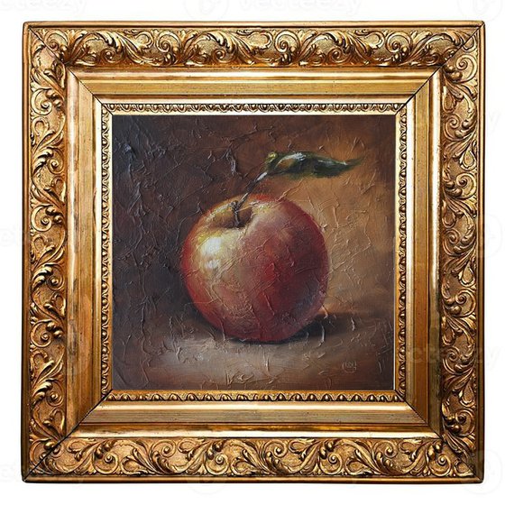 Warm Light of the Apple