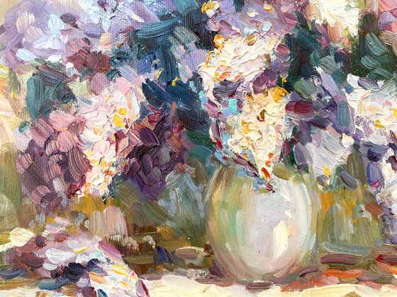 Still life with lilacs