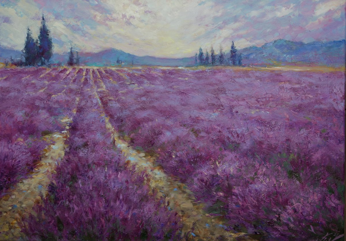 Blooming lavender by Natalia Kakhtiurina
