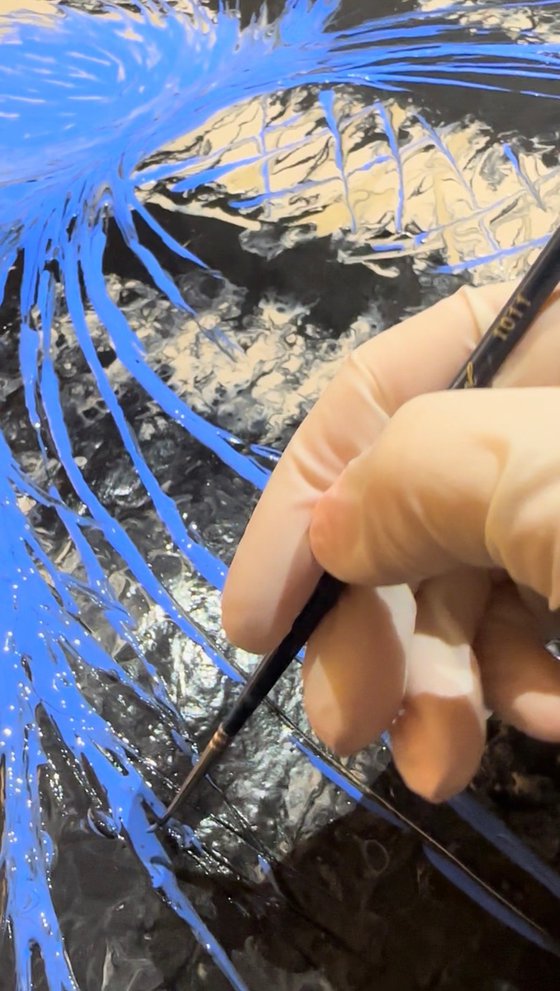 VERTIGO - Black Shampagne Cobalt Art