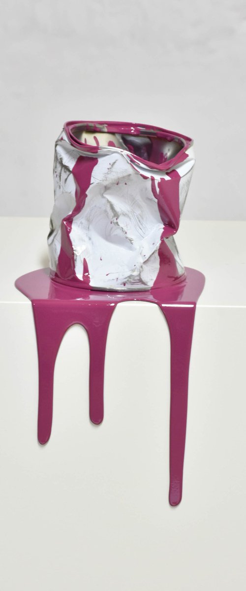 Le vieux pot de peinture violet - 364 by Yannick Bouillault