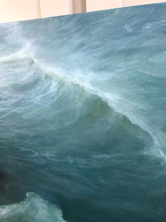 Untamed power of the Sea
