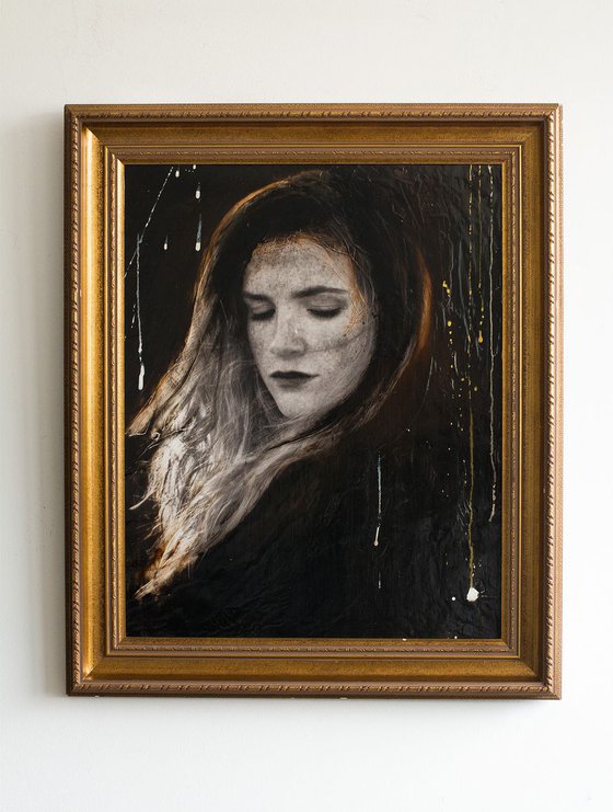 "Swept away" (60x50x4cm) - Unique portrait artwork on wood (abstract, portrait, gold, original, resin, beeswax, painting)