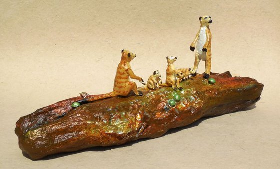 Meerkat Family Paper Sculpture