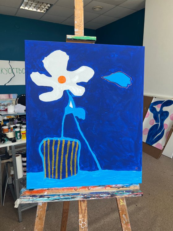 White Flower on blue