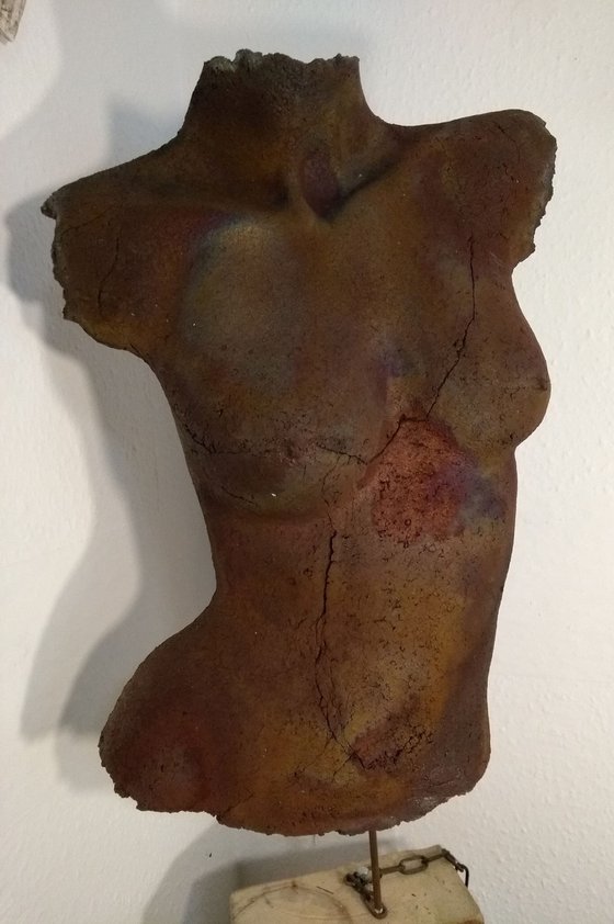 Raku Torso Large 20