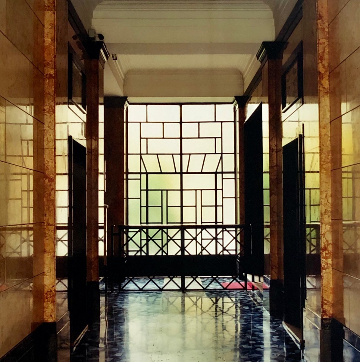 Foyer II, Milan by Richard Heeps