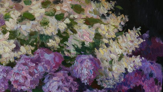 The Bouquet of Aromatic Lilacs