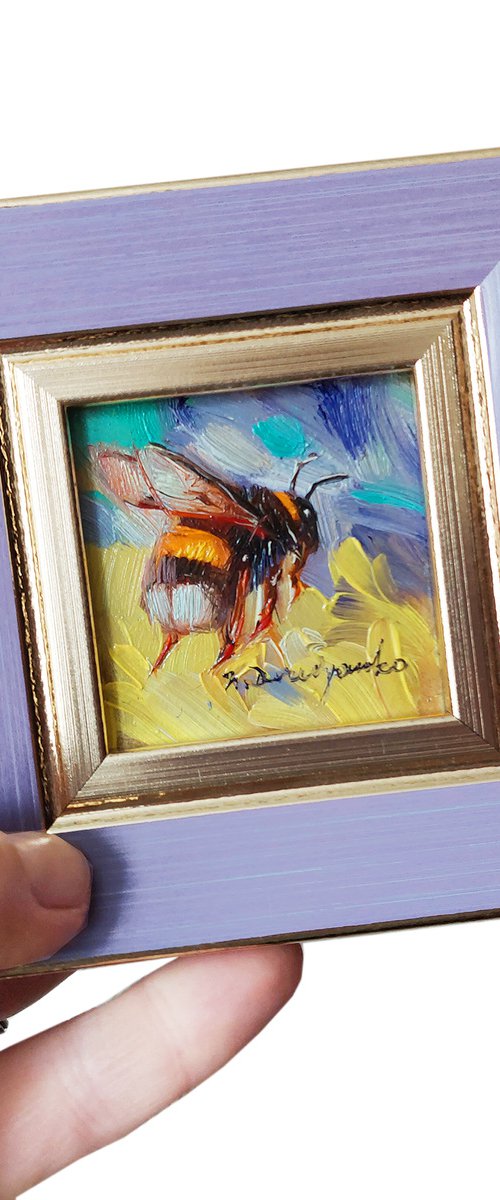 Bumblebee by Nataly Derevyanko