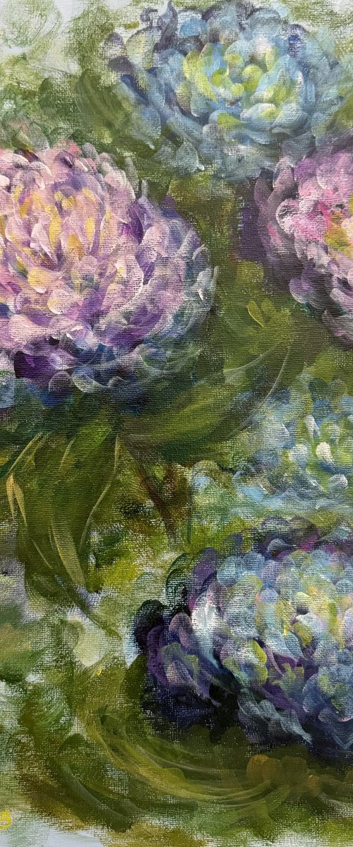 Purple Hydrangeas abstract by Kateryna Boykov