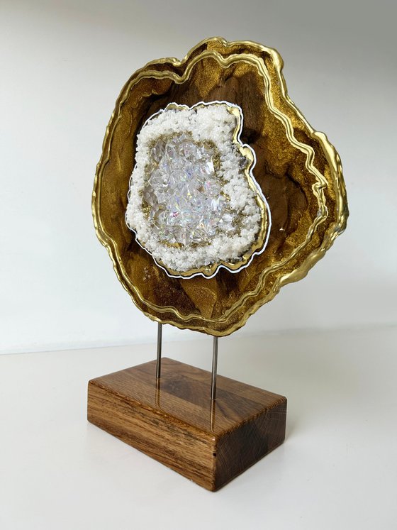 3D Geode Slice White & Gold, Unique gift, Home Decor, Luxury art, Crystal art, Geode sculpture, Standing geode