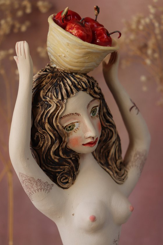 Red Delicious. Sculpture by Elya Yalonetski