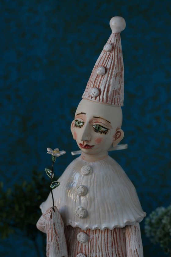 Incognito. Pierrot with a flower. Wall sculpture by Elya Yalonetski,