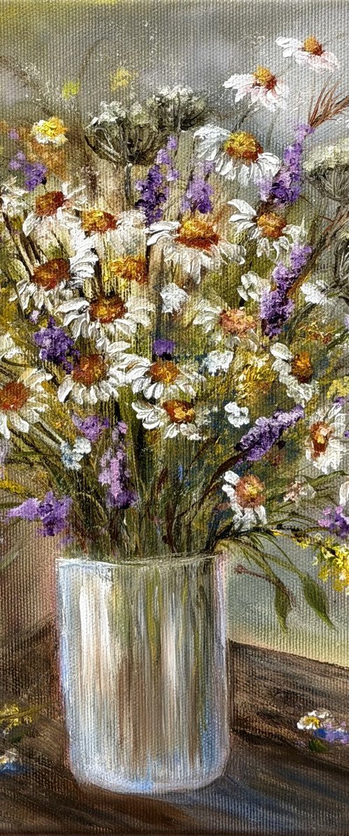 A bouquet of daisies by Tanja Frost