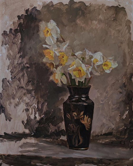 11 Daffodils in a Vase