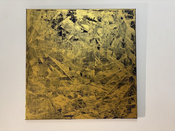 Echoes of Fire 70x70x2 cm