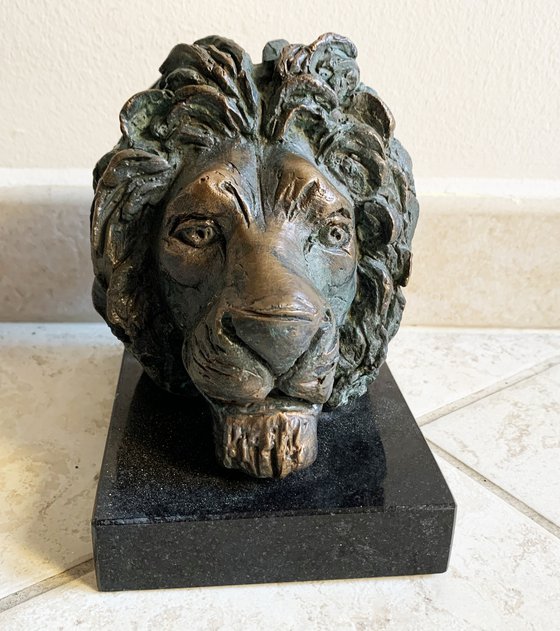 Lion's head