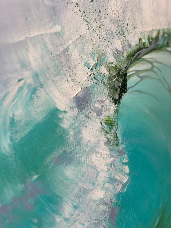 Fresh turquoise green sea wave