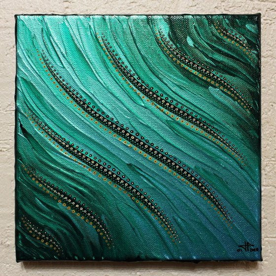 Iridescent green blue fluid