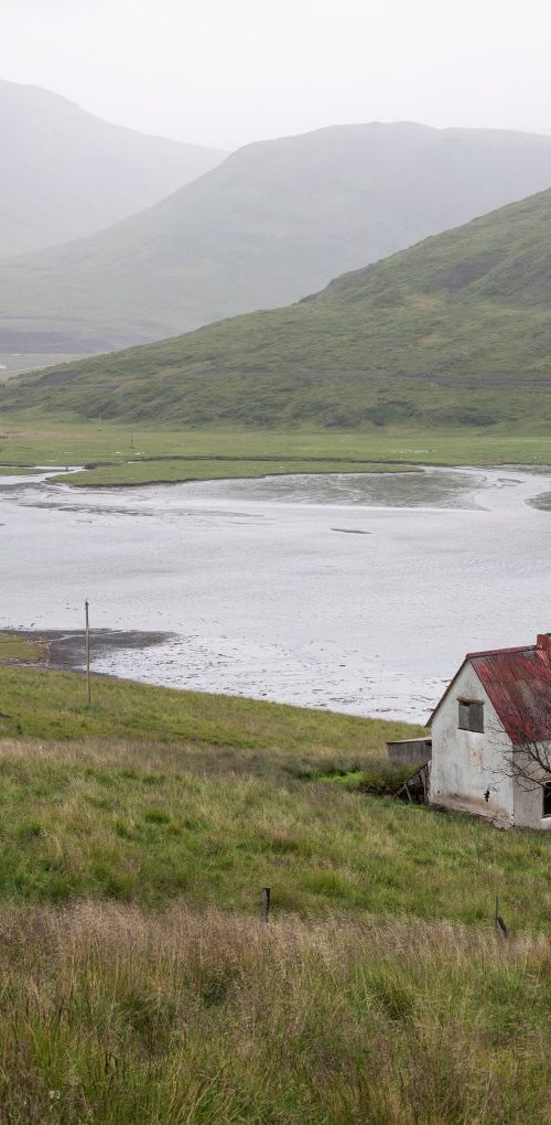 Lonely house by Matt Emmett