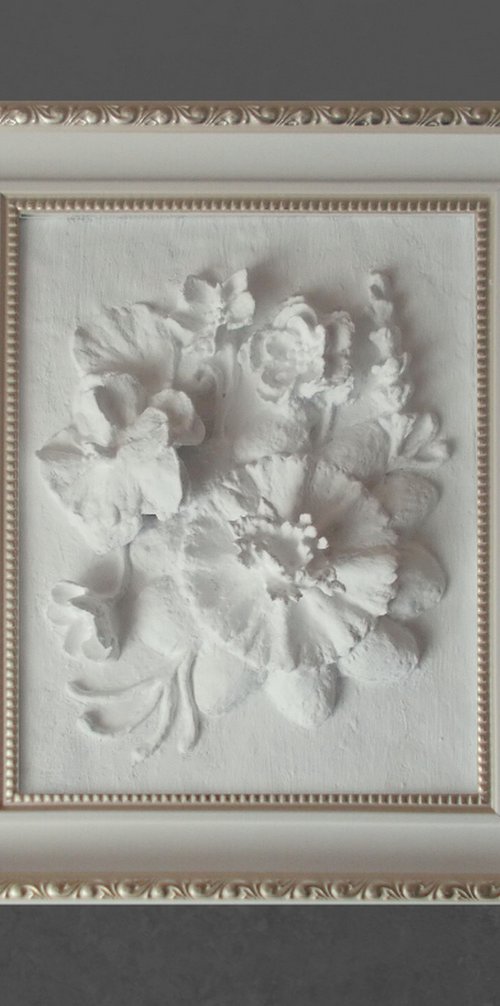 sculptural wall art "Small white No. 3" by Tatyana Mironova
