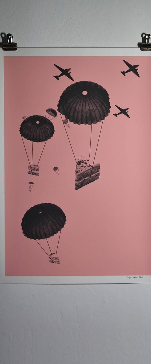 Cake delivery by Colour Black