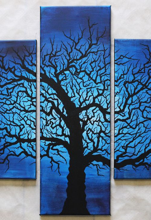 Tortuous Tree by Jonathan Pradillon