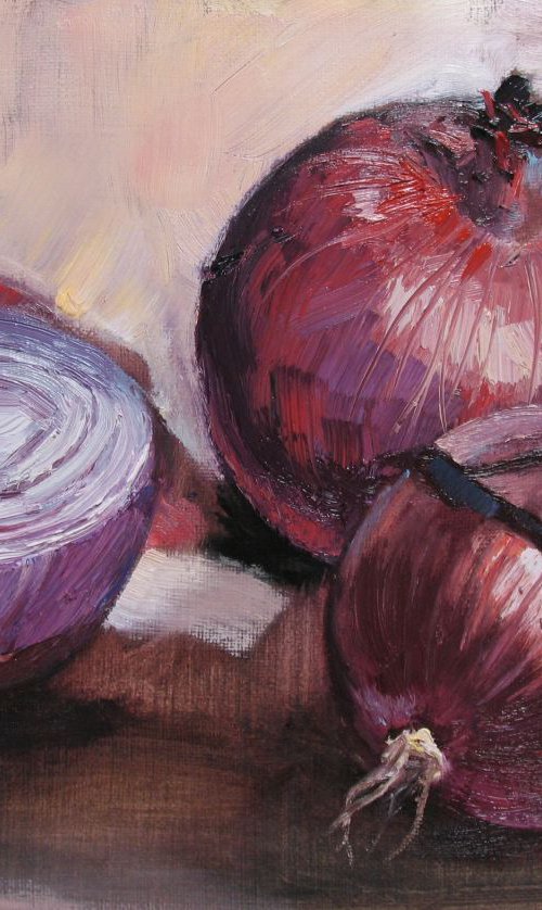 Red onion by Irina Sergeyeva