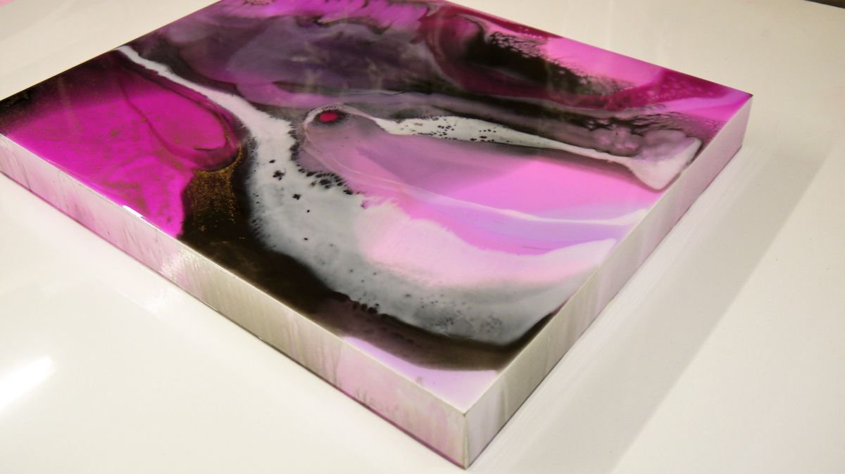 Abstract acrylic ink and epoxy resin - Pink Wave 2 by Irina Rumyantseva