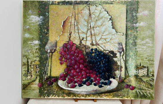 Large Grape still life
