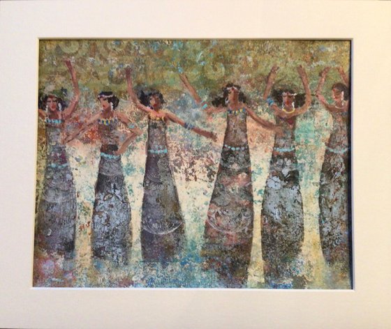 ANCIENT DANCING GIRLS