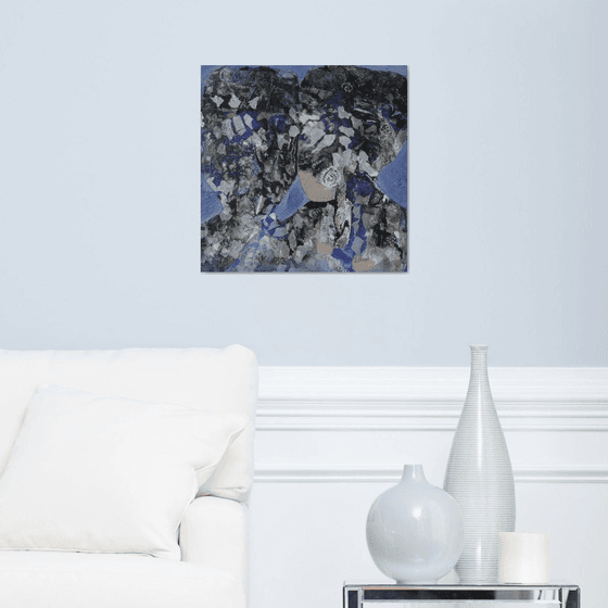 A look in the same direction...