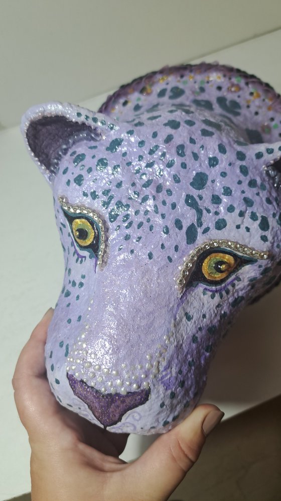 Violet guardian