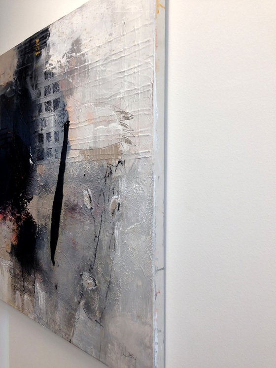 DREAMS OF CHOCOLATE AND CREAM