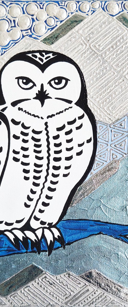 Silver Polar Owl by Yanina Tuyman