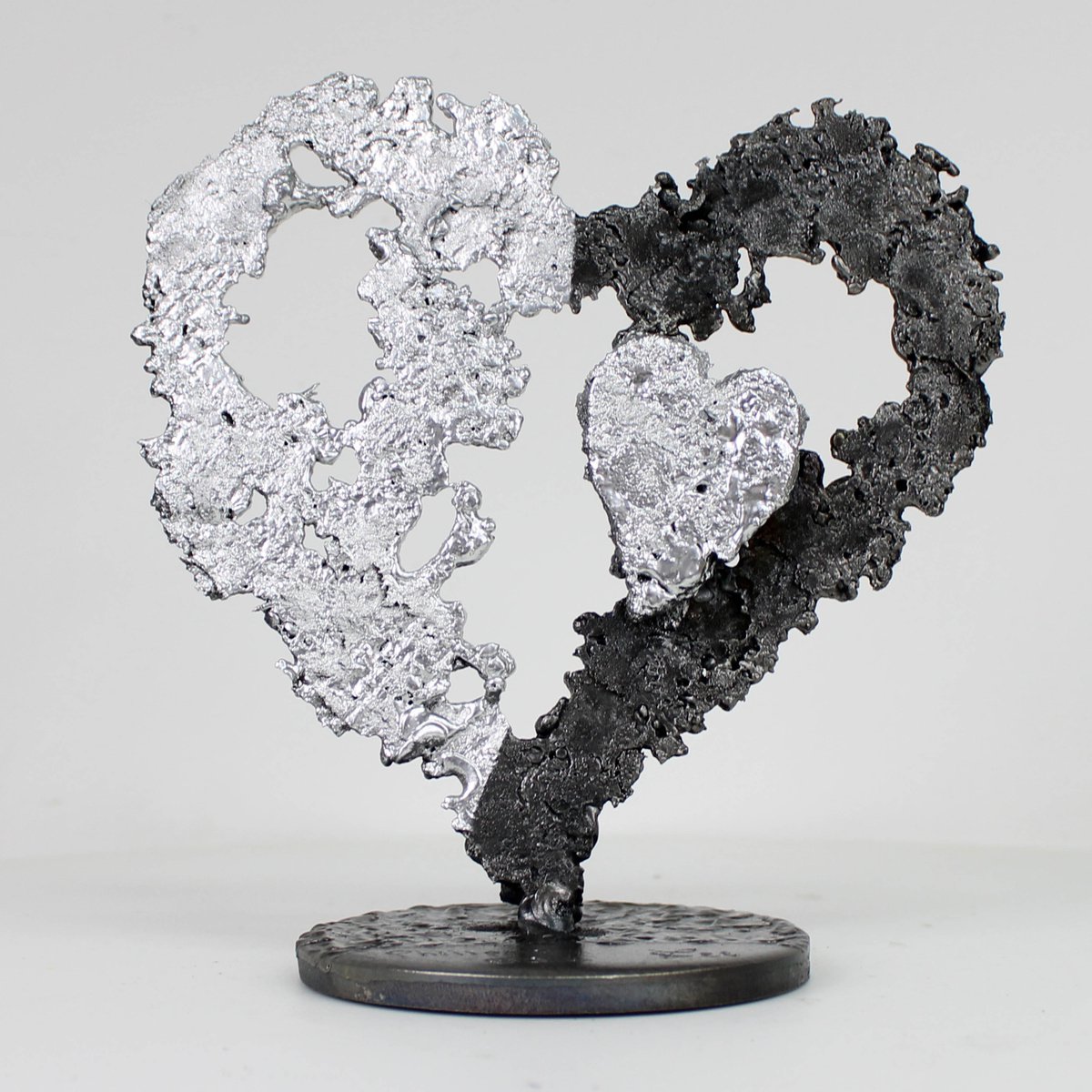 Heart to heart 75-22 - heart Metal artwork by Philippe Buil