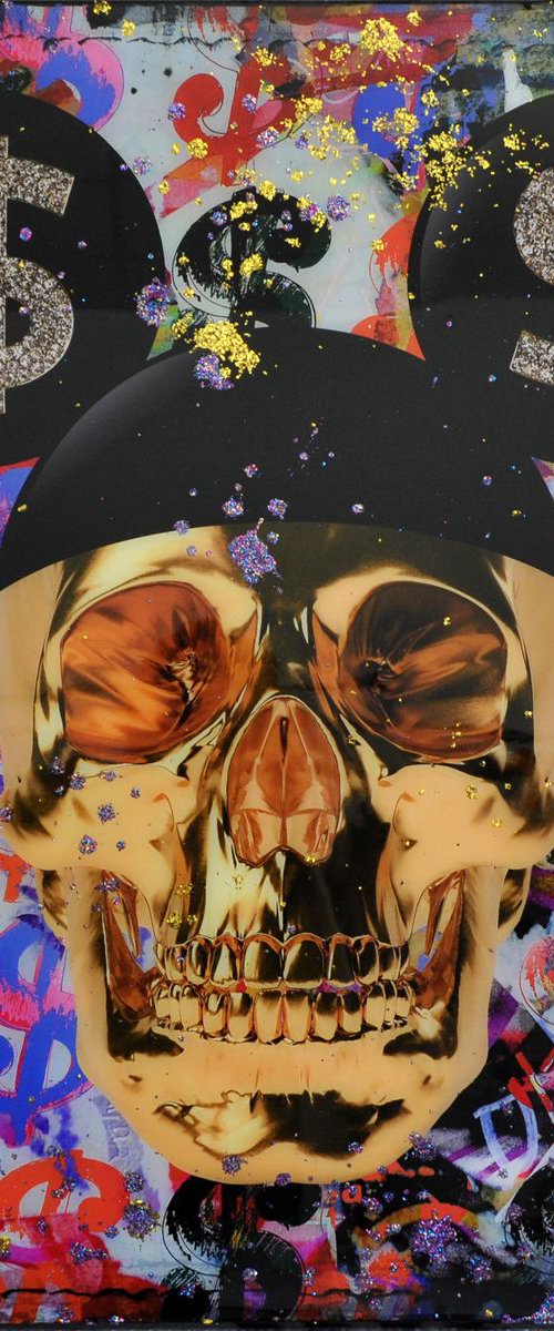 Golden dollar skull by Karin Vermeer