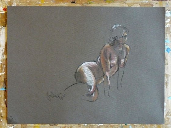 Leaning pose - female nude