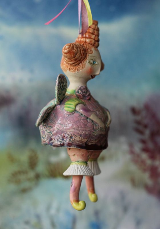 Peaseblossom - fairy from the Midsummer Night's Dream Ceramic illustration project by Elya Yalonetski