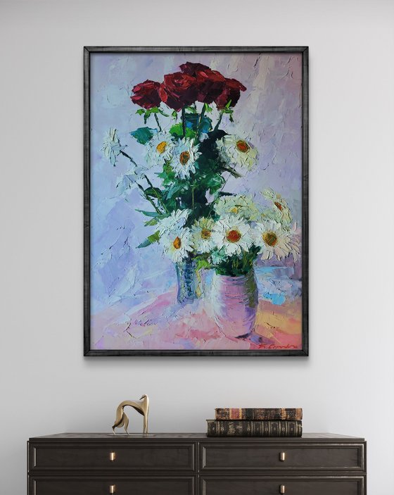 Bouquet of Daisies and Roses