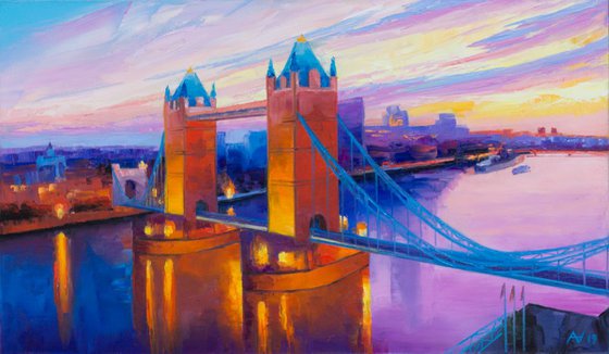 TOWER BRIDGE