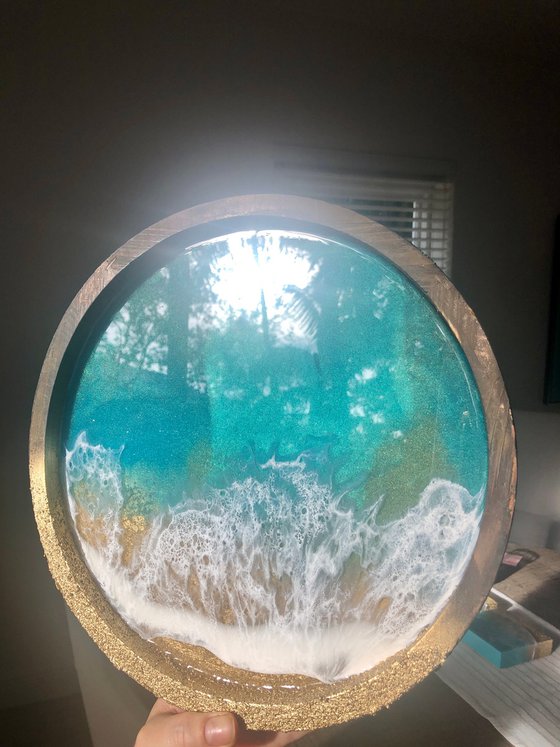 Ocean porthole