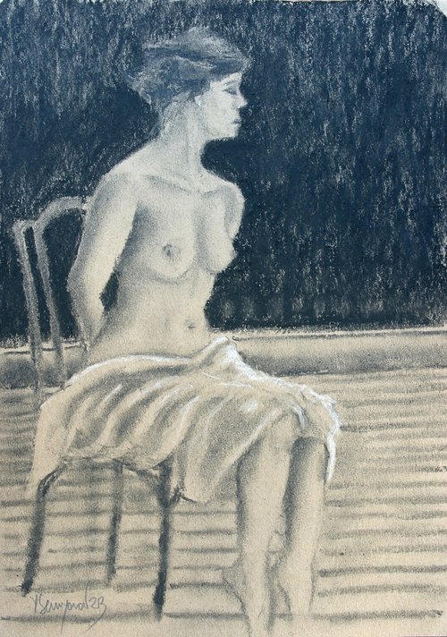 Female Figure 28 Charcoal Sketch by Juri Semjonov