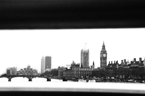 London 2 by Ricardo Reis
