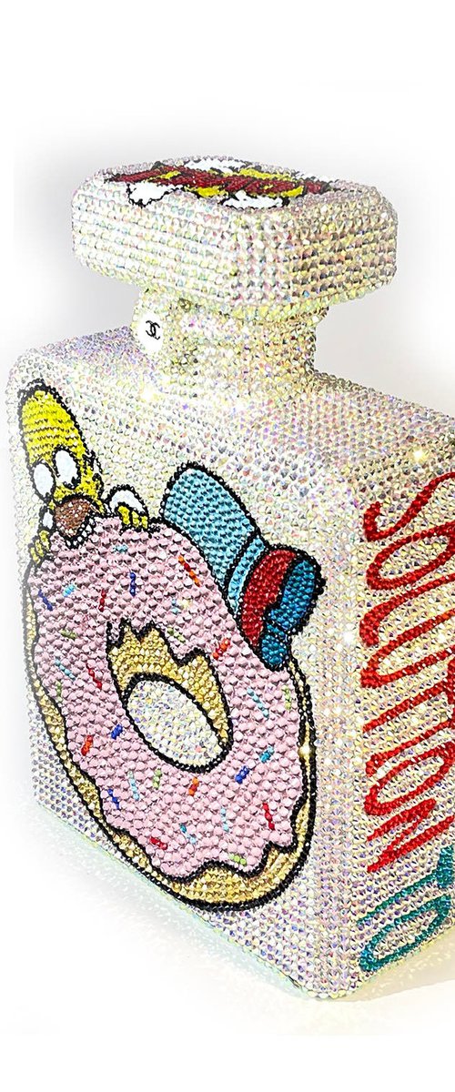 Chanel Simpsons - Swarovski Sculpture by Gardani Art
