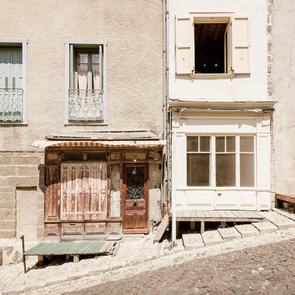 Shabby Chic in South of France I by Tom Hanslien