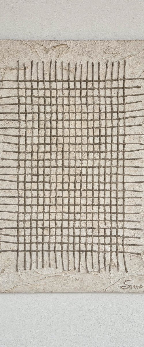 Net in the earth by Cristina Simeoni