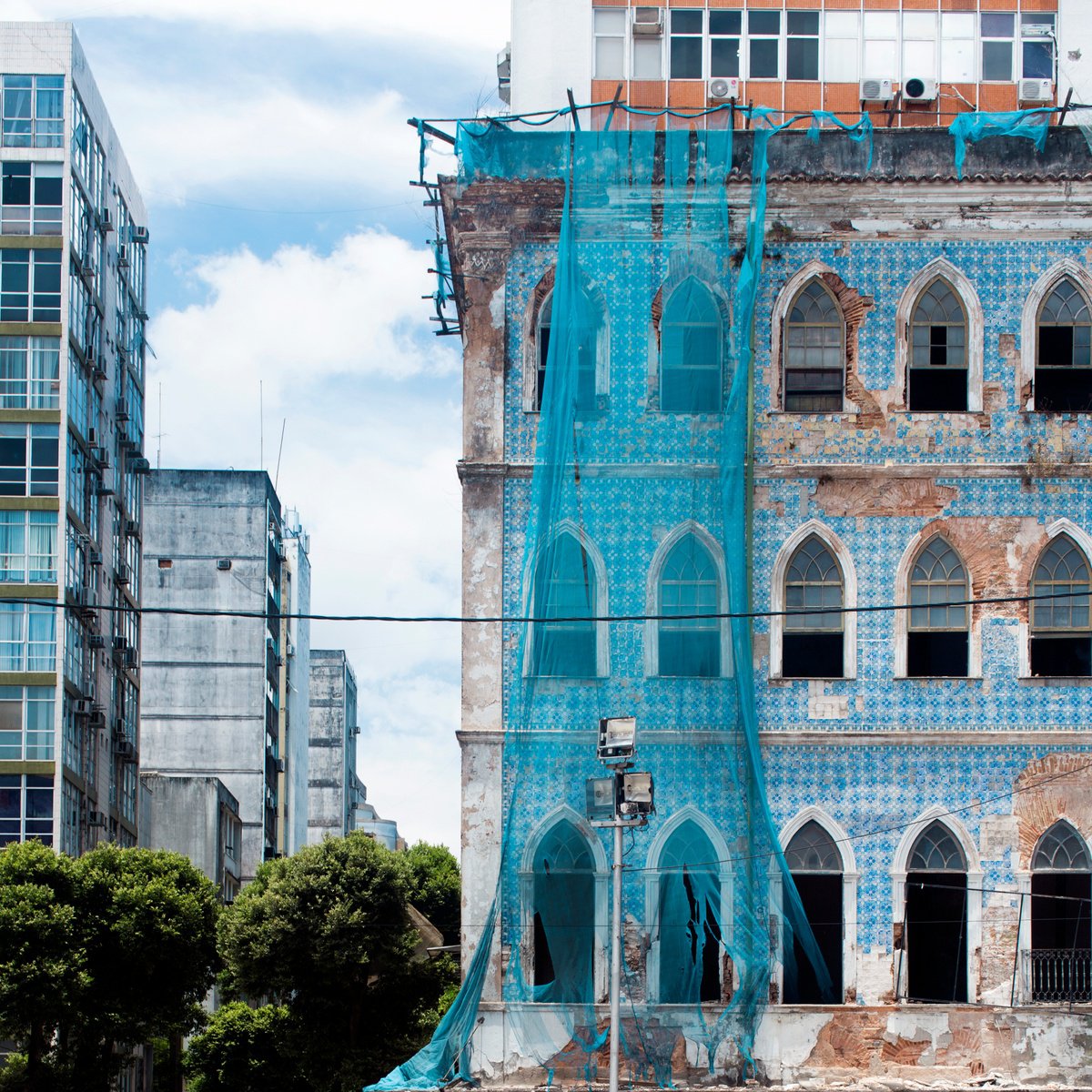 Photorealistic Cityscapes Photograph By Chiara Vignudelli, 12 X 12, Urban Lace - Salvador, Brazil, Original Artwork