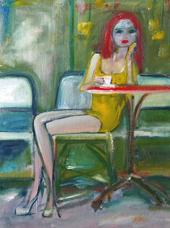 FASHION MODEL REDHEAD, YELLOW DRESS, COFFEE BREAK.