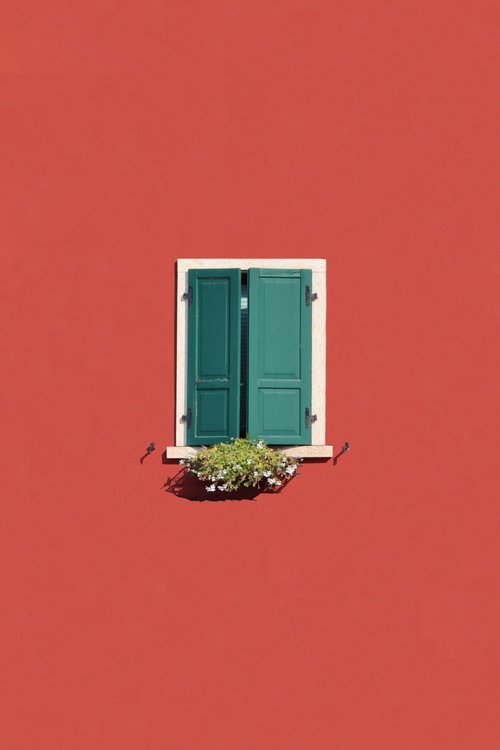 Red italian wall by Marcus Cederberg